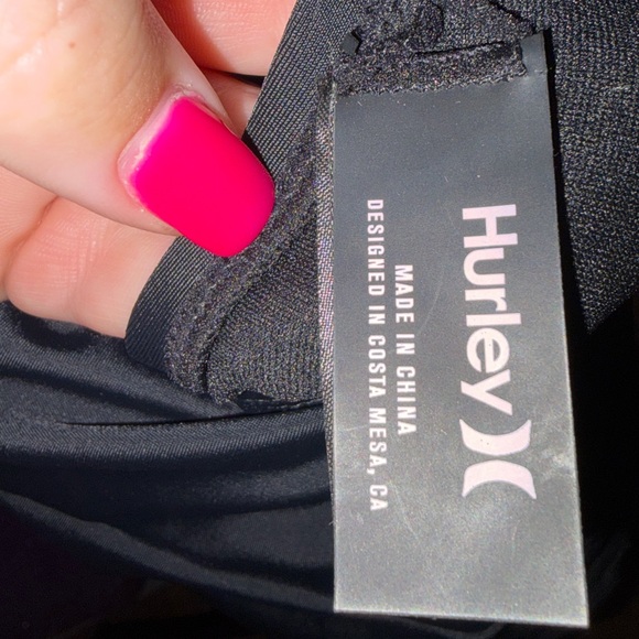 🆕💜 Hurley Black Strappy Back One Piece Swimsuit Athletic Surf Style L - Picture 8 of 13